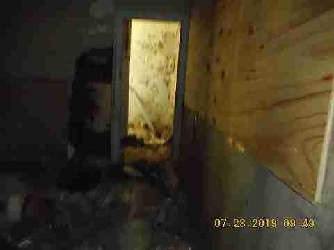 4400 St Clair (15)_m.jpg